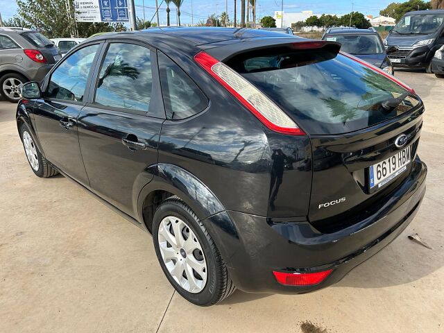  FORD FOCUS TREND 1.6 AUTO SPANISH LHD IN SPAIN ONLY 67000 MILES SUPER 2011